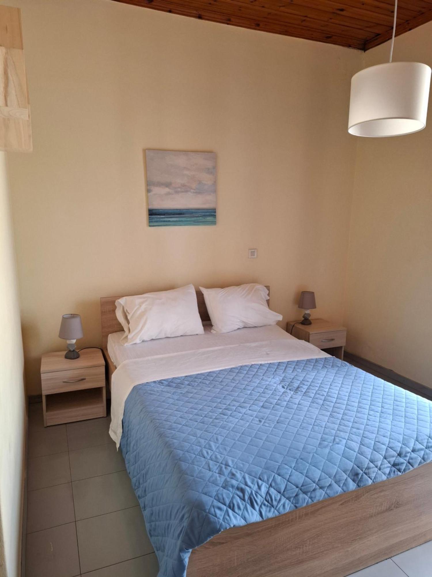 Old Harbor Apartments Spetses Town Phòng bức ảnh